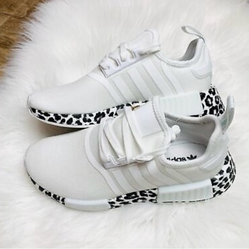 NMD R1 women’s 8 1/2